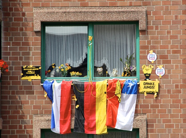 亚冠4强球队身价:新月2.4亿欧,其余3队合计7030万欧.